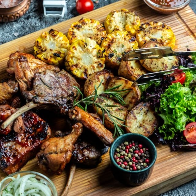 Tandoori Mix Grill.