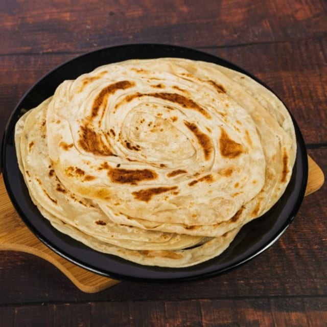 Lachchha Paratha (1pc).